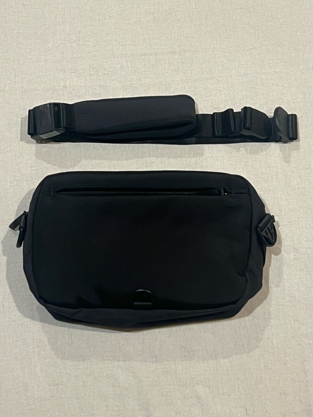 Alpaka Go Sling Axoflux Black Crossbody
Tech Bag 600D 5.5L